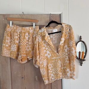 Sabo Tabby Mustard Floral Button-Down Shirt